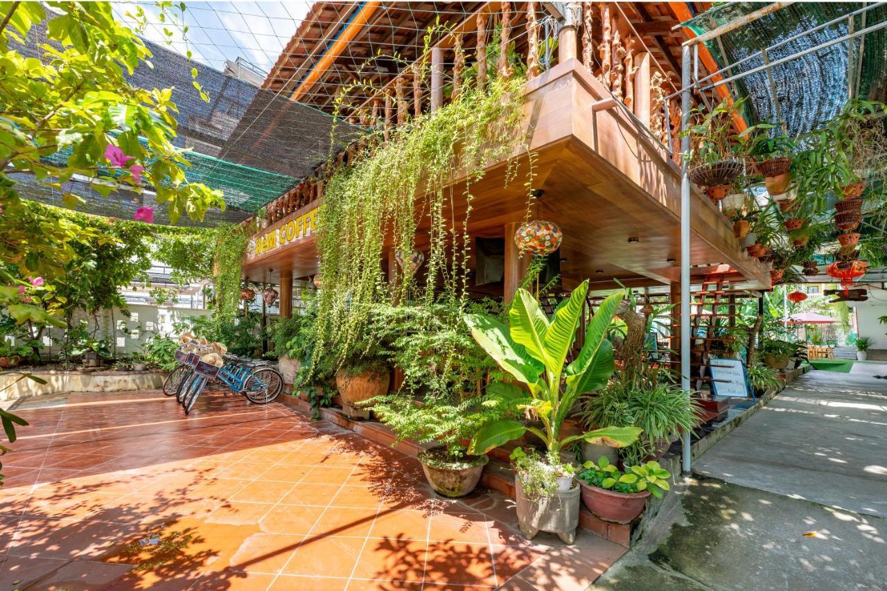 Alley Garden Homestay Хой Ан Екстериор снимка